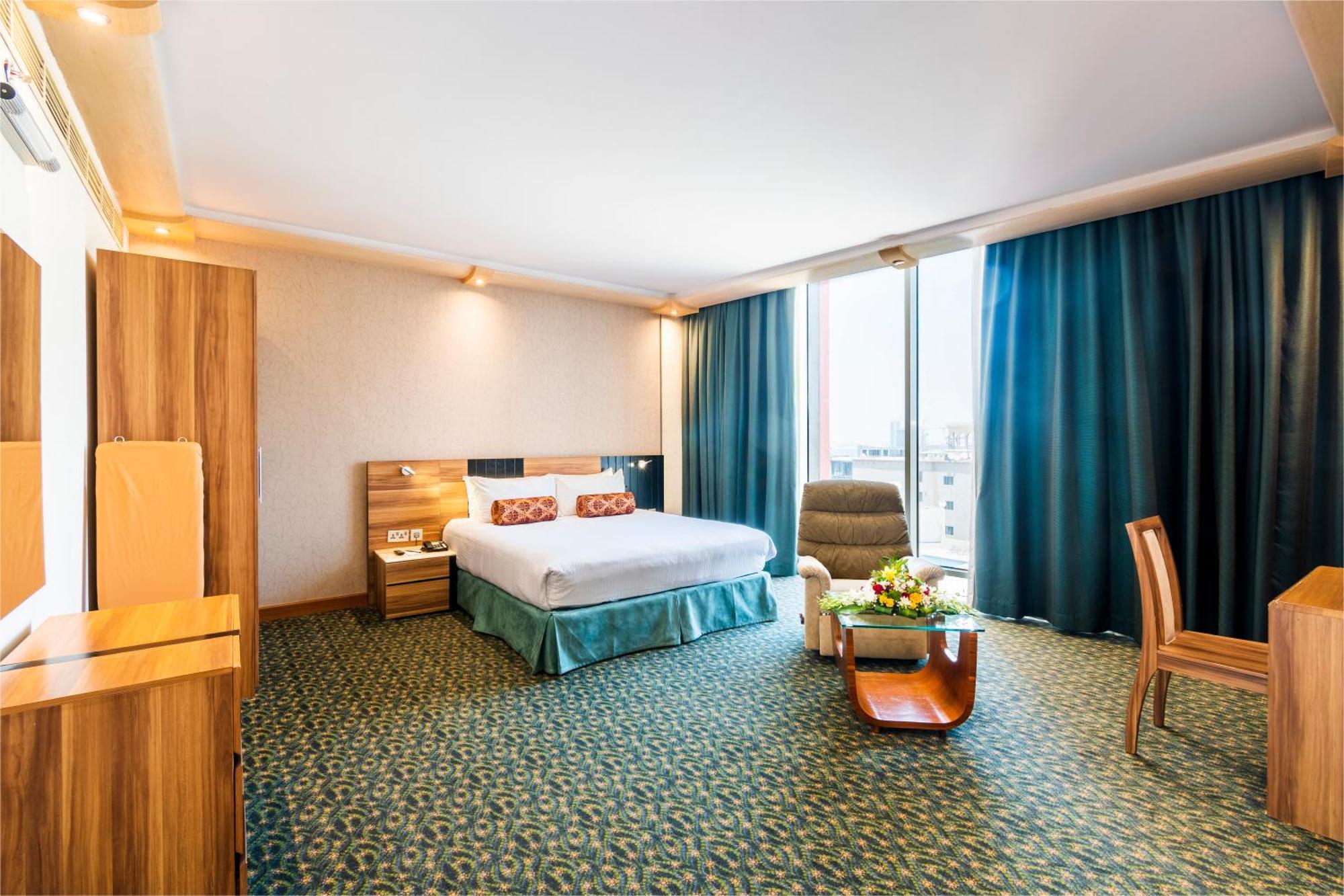 Elite Crystal Hotel Manama Exterior photo